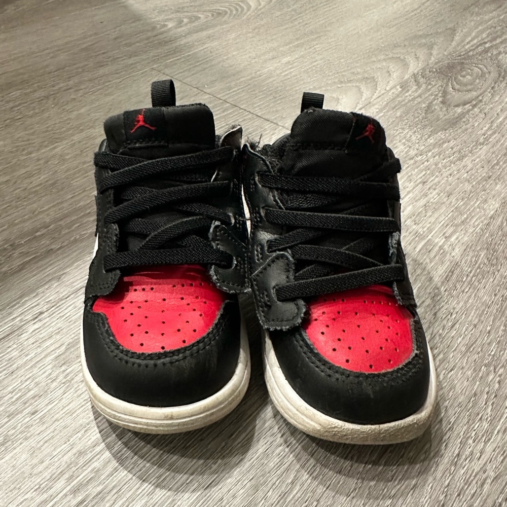 Jordan Black and Red Sneakers Classic Skate Style